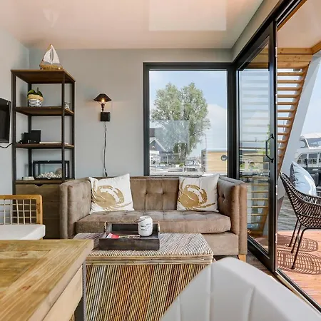 Luxe Houseboat Skoft Hotel Grou Exterior photo