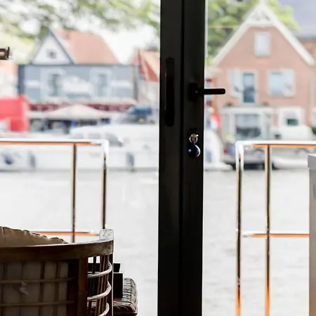 Luxe Houseboat Skoft Hotel Grou Exterior photo
